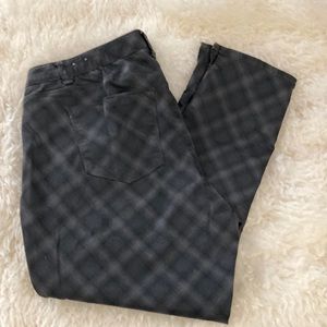 EUC 18W Wit & Wisdom grey & black plaid skinny ankle pant/jeans